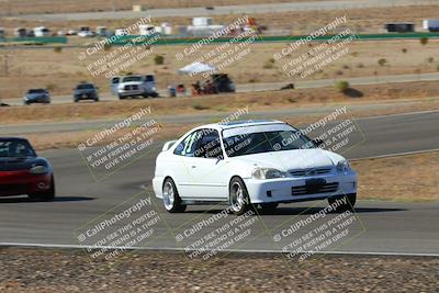 media/Oct-01-2022-Team Topak Racing (Sat) [[f860fb51be]]/2-Inter Low 2/session 1 turn 3/